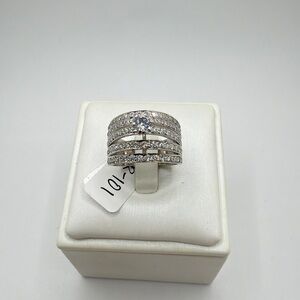 NWOT One-of-a-Kind cz diamond multi band ring in sterling silver!